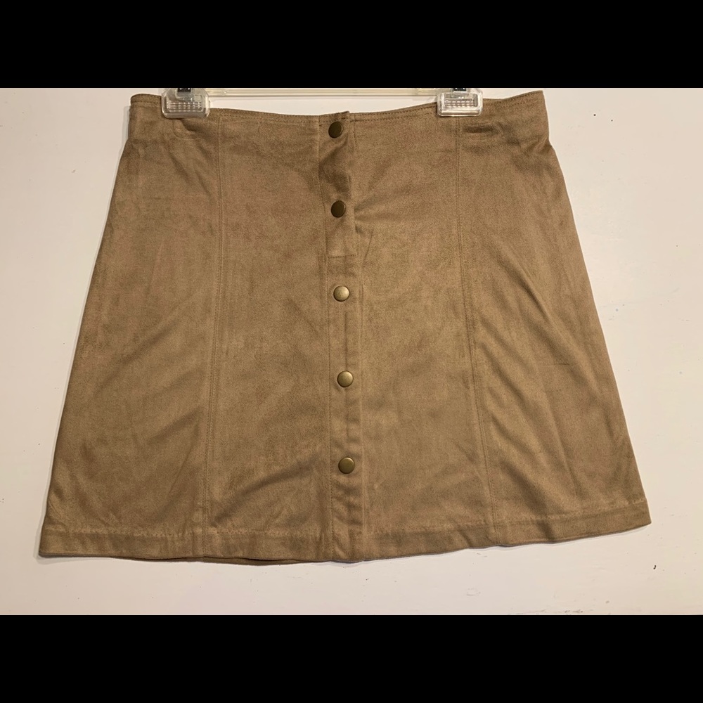 Brand new suede cato skirt